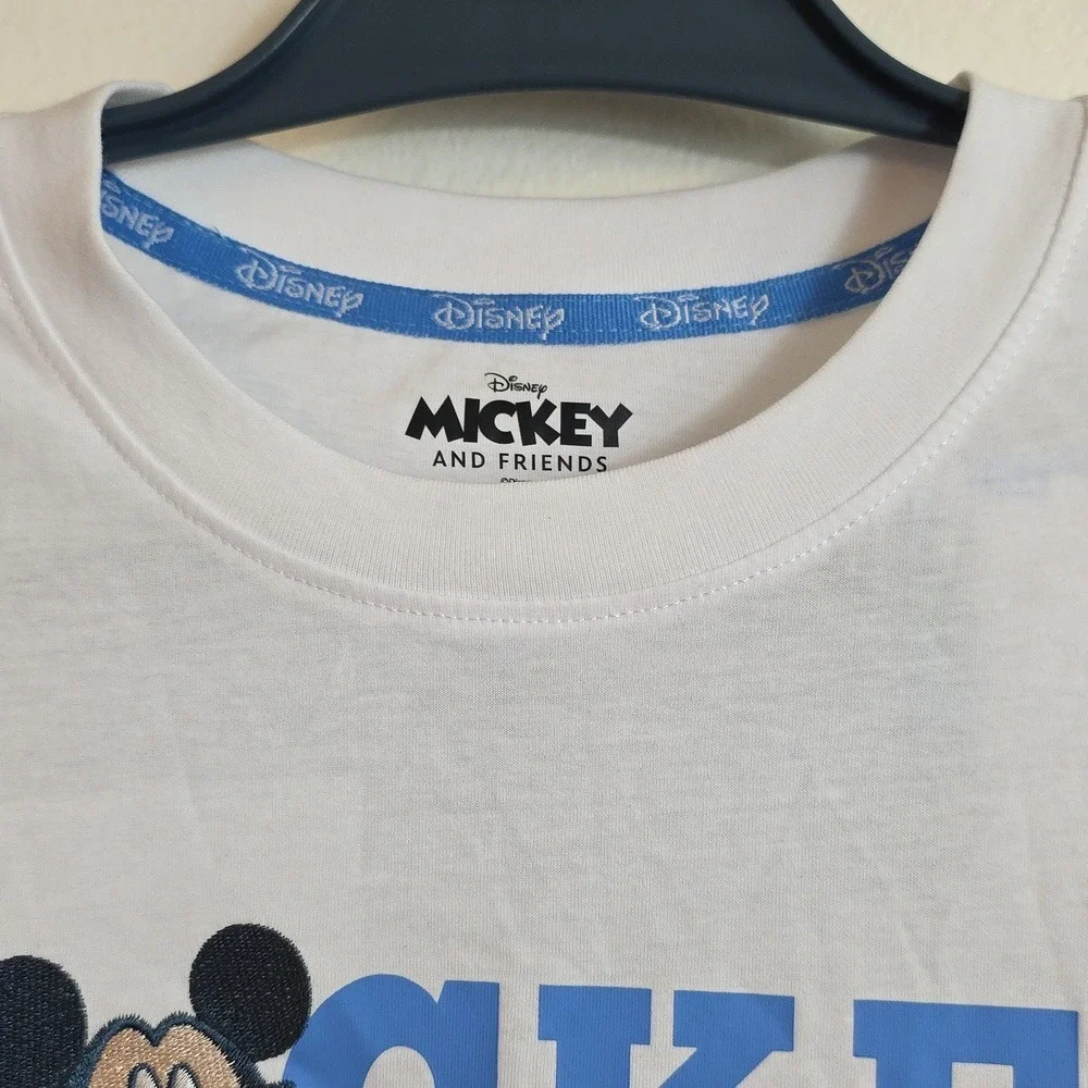 Disney Embroidery Mickey Goofy Donald Pluto Graphic T-Shirt Large Women's Casual